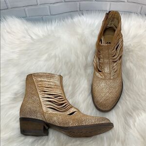 Sbicca Jeronimo Cutout Western Ankle‎ Booties Sz 7